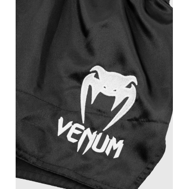 Venum Muay Thai Classic Shorts – Schwarz/Weiß – VENUM-03813-108